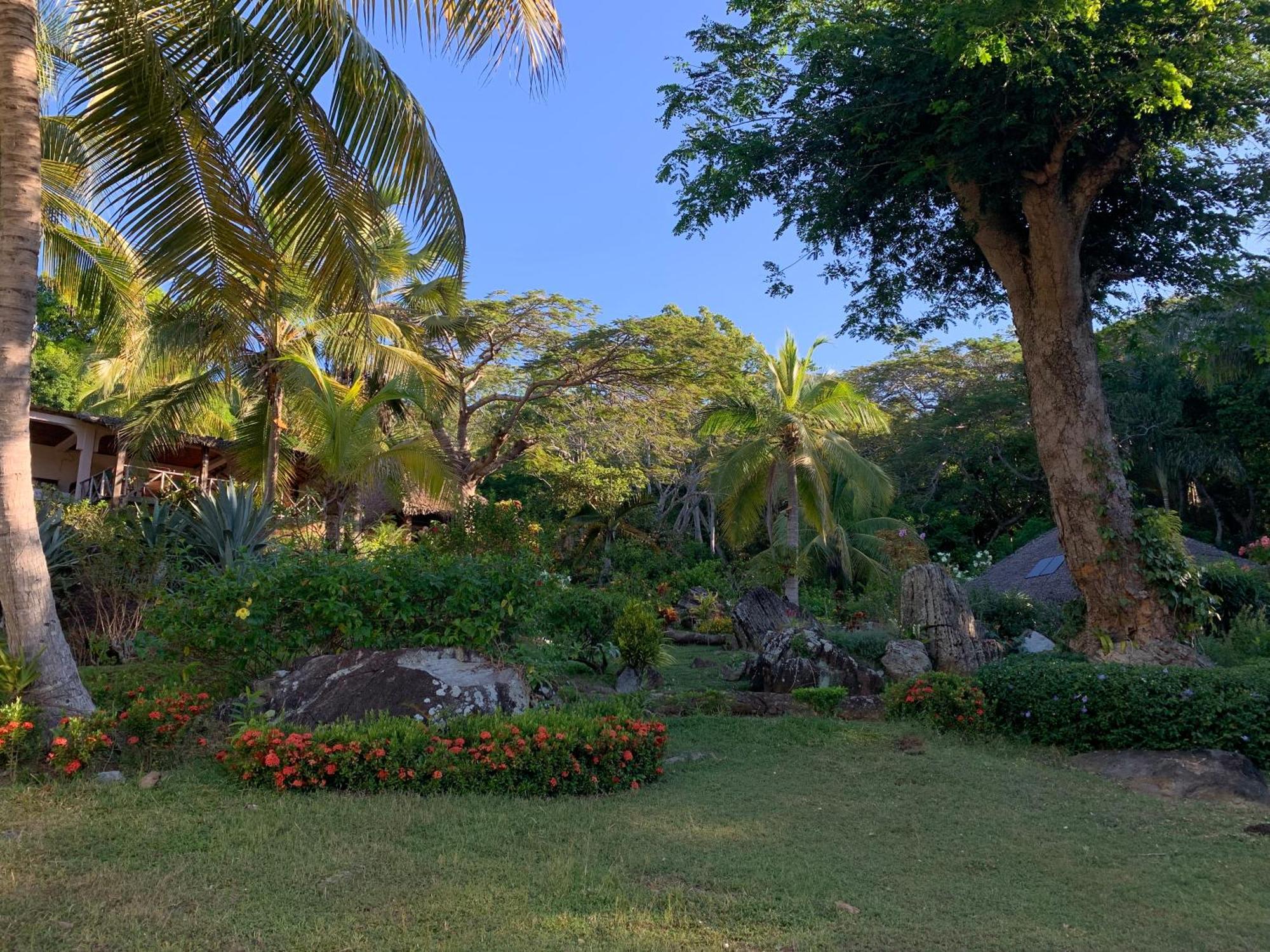 Les Jardins D'Ankify Bed & Breakfast Andimaka Luaran gambar